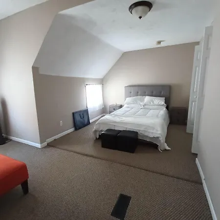 Cozy Updated 3-Br Apartment Near Peace Bridge Buffalo Exterior photo