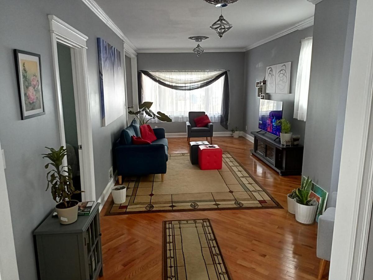 Apartment Cozy Updated 3-br Near Peace Bridge